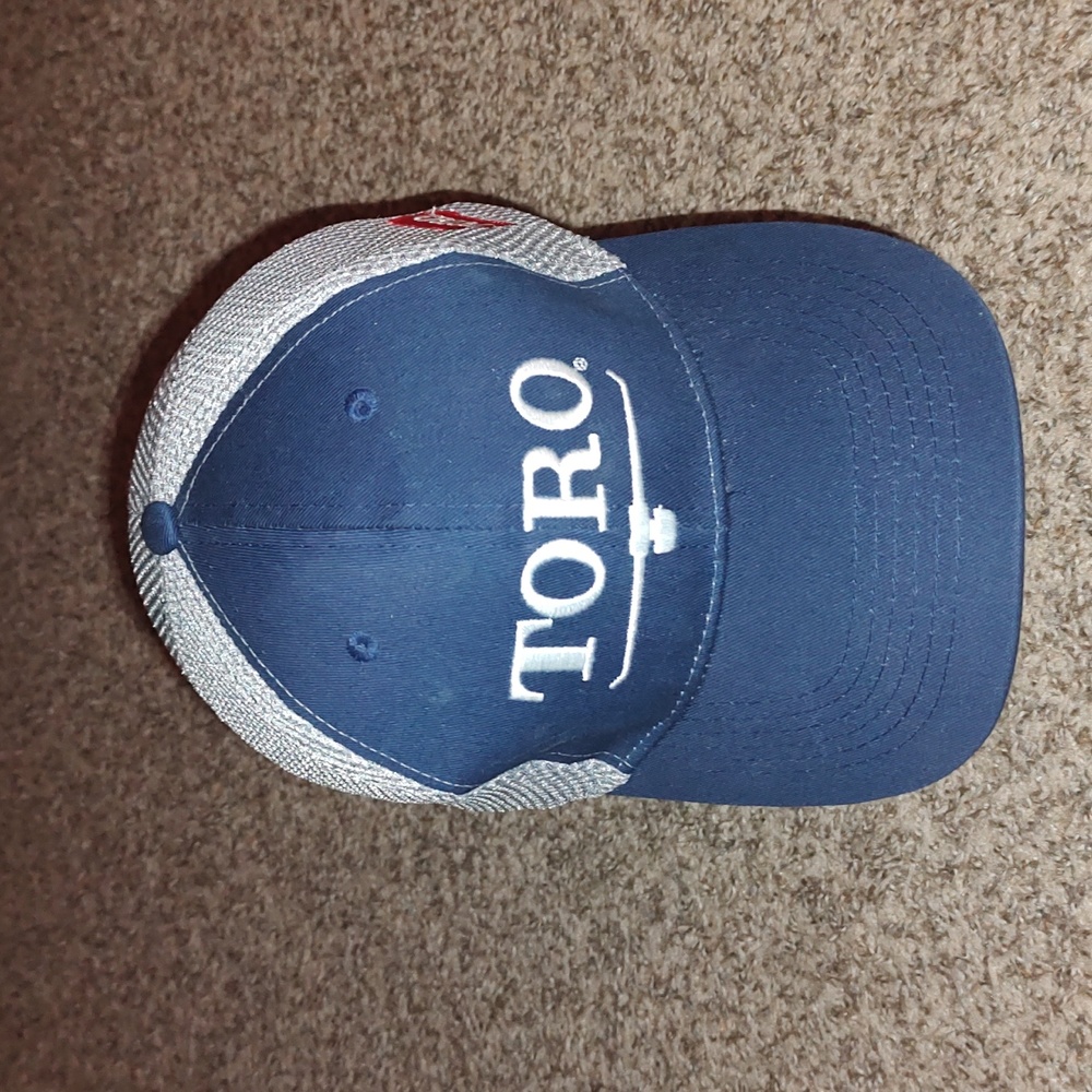 TORO Embroidered Trucker Mesh Strap-on Blue Gray Baseball Cap